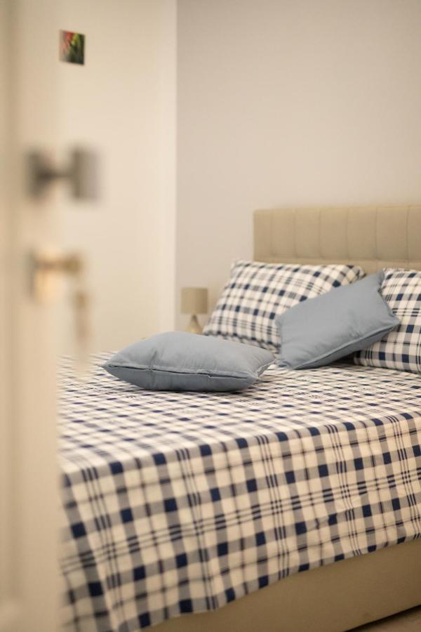 Gloves Rooms Неаполь Экстерьер фото