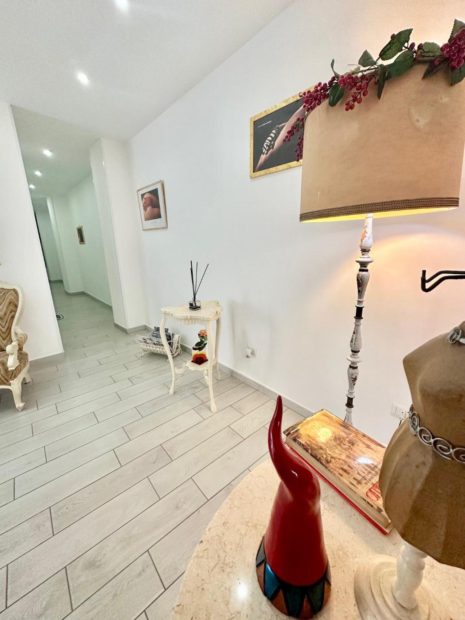 Gloves Rooms Неаполь Экстерьер фото