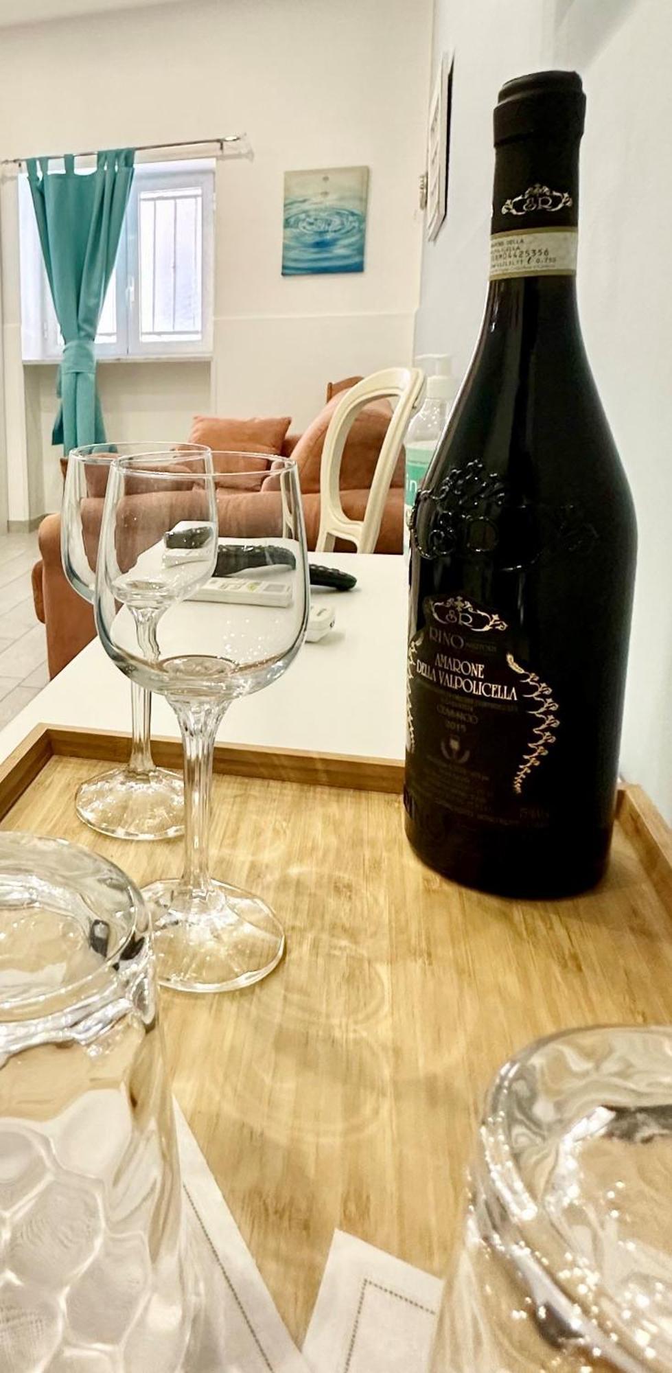 Gloves Rooms Неаполь Экстерьер фото