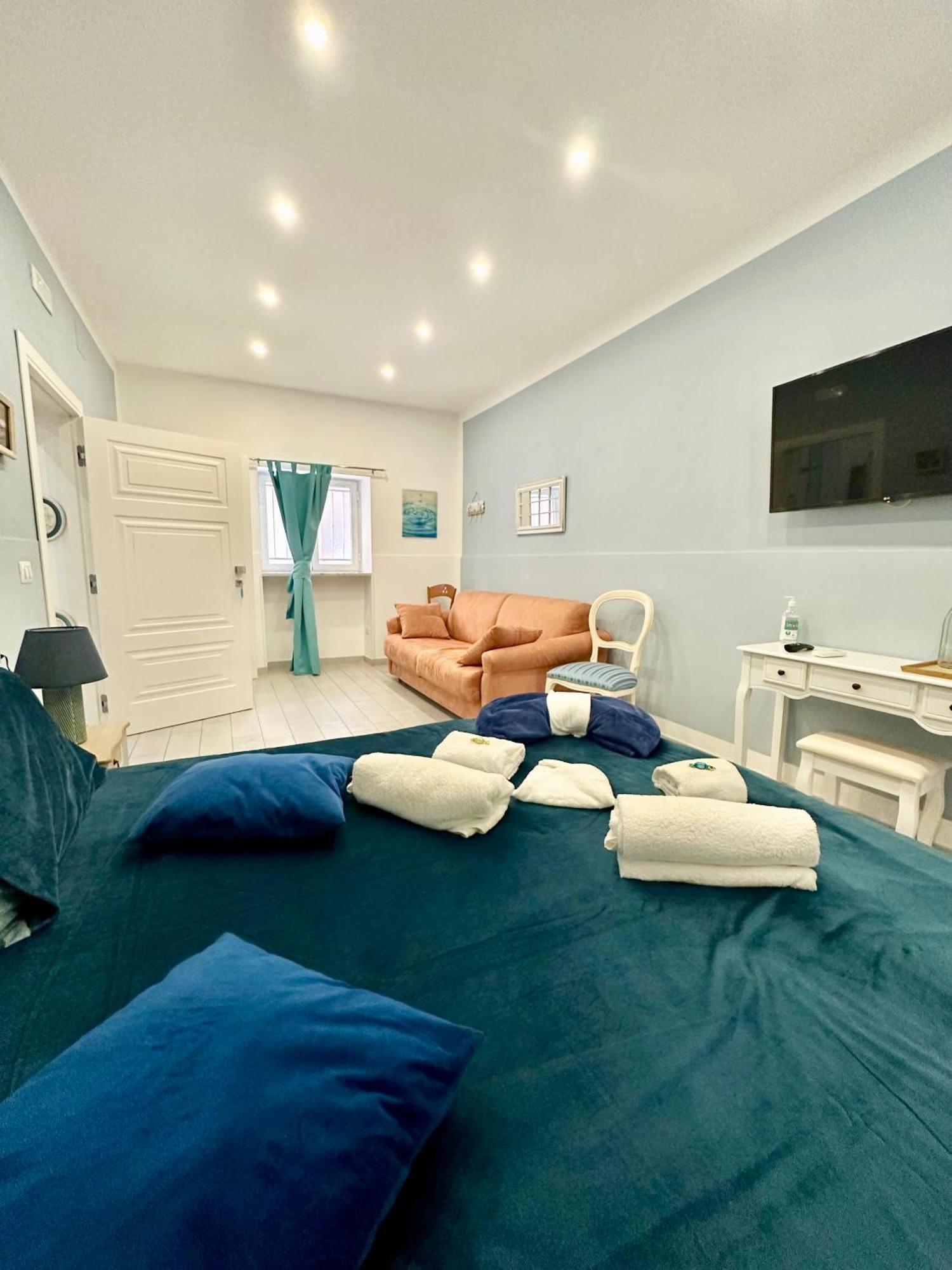 Gloves Rooms Неаполь Экстерьер фото